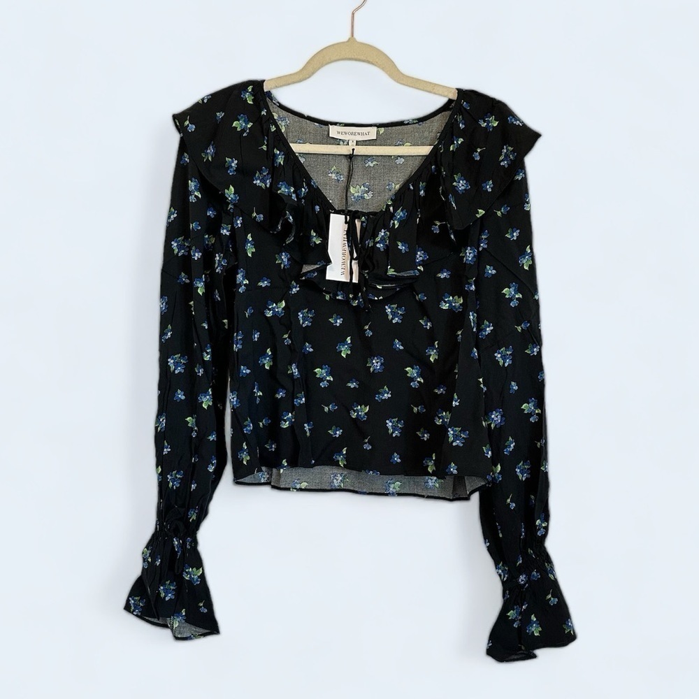 NWT peasant floral ruffle long sleeve blouse by WeWoreWhat women’s small
